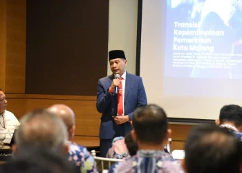 Pj walikota malang Wahyu hidayat.