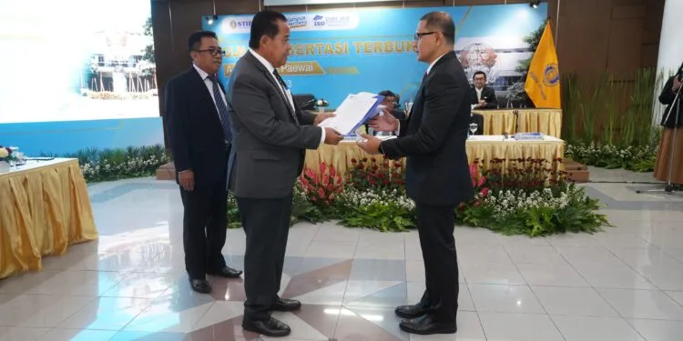 Pj Wali Kota Batu Raih Gelar Doktor