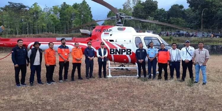 BPBD Jatim siapkan helikopter water bombing