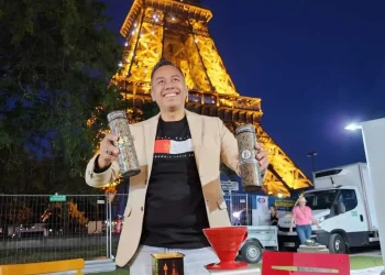 menara eiffel