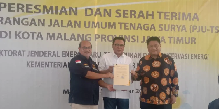 PJU Tenaga surya