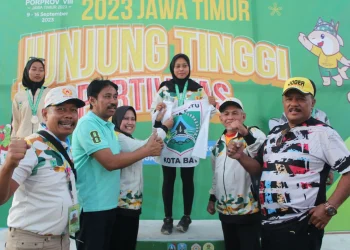atlet paralayang - Duo Atlet Paralayang Kota Batu Kawinkan Dua Medali Emas
