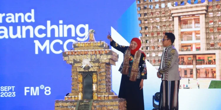wali kota Sutiaji bersama Gubernur Jatim