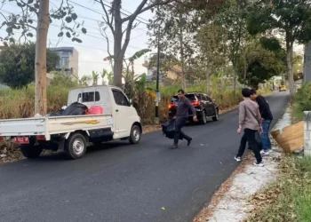 buang sampah sembarangan di Kota Batu
