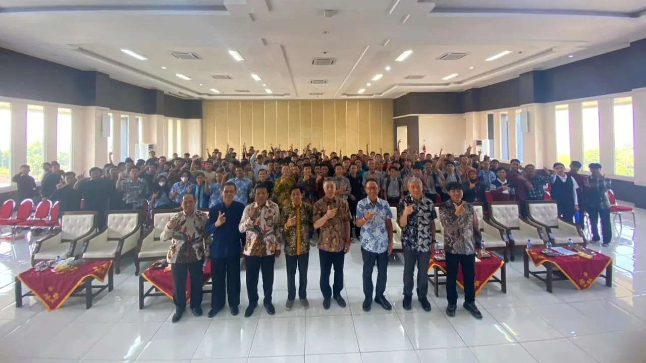 Kolaborasi erat Vokasi UMM dan PT OS Selnajaya kembali membuka peluang kerja di Jepang, terutama di bidang konstruksi baja tulangan beton. 