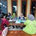 Tim penelitian dan pengabdian masyarakat UM melakukan identifikasi pada ibu hamil di Desa Karangduren.