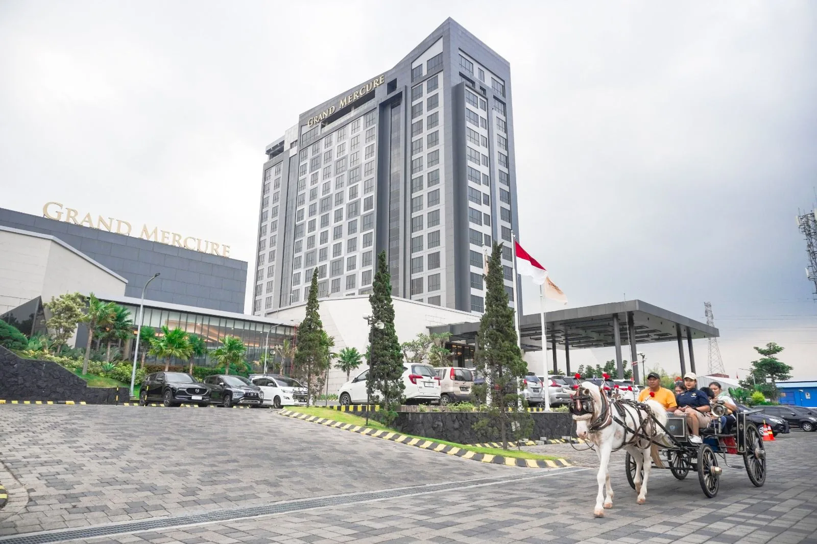 Suasana di Hotel Grand Mercure Malang Mirama.