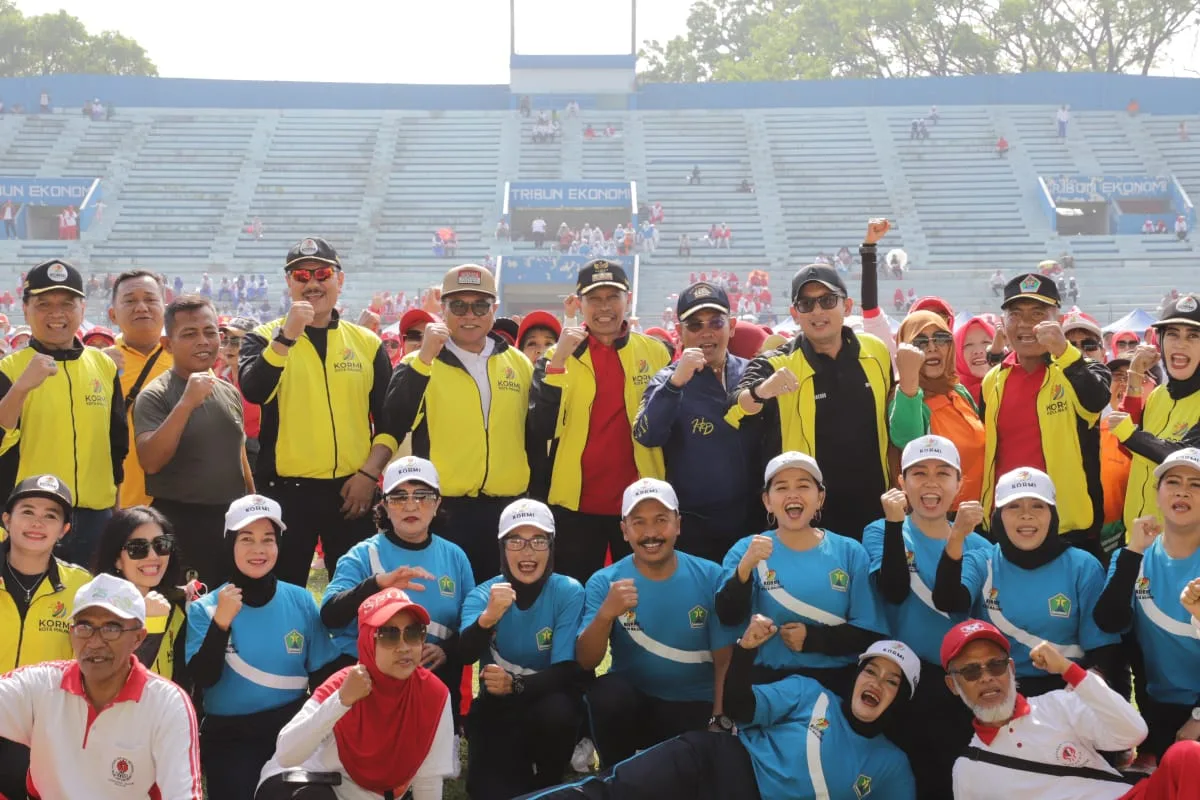 Pj Wali Kota Malang hadiri senam kebangsaan.