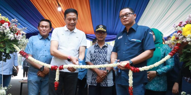 Pj Wali Kota Malang Wahyu Hidayat resmikan urban farming di wilayah Samaam.