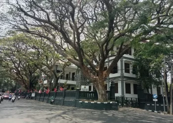 Gedung DPRD Kota Malang.