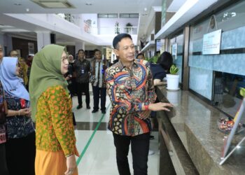 Pj Wali Kota Malang Wahyu Hidayat kunjungi Perkantoran Terpadu dan RSUD Kota Malang.