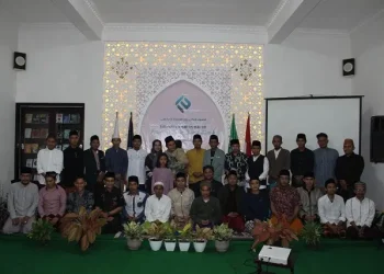 Foto bersama di acara "Hilang Tahun" ke-12 Pesantren Filsafat Luhur Baitul Hikmah.