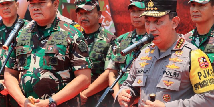 Kapolri Jenderal Listyo Sigit Prabowo dan Panglima TNI Laksamana Yudo Margono saat mendeklarasikan Pemilu 2024 Damai.
