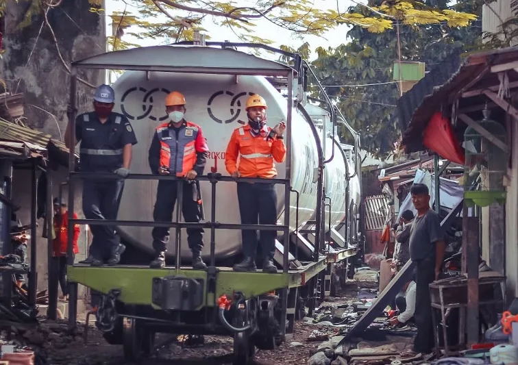 Suasana pasar Comboran.