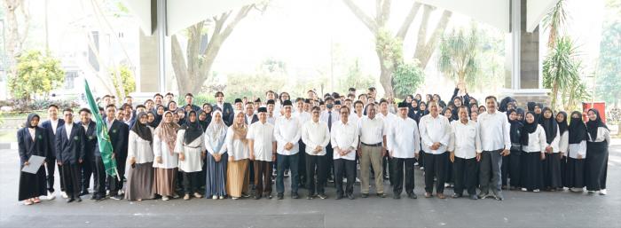 Foto bersama jajaran kampus bersama delegasi UIN Malang.