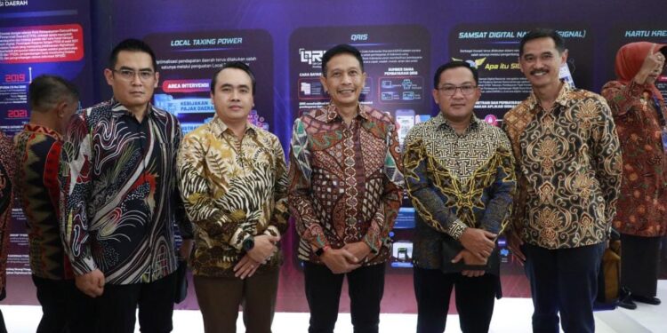 Pj Wali Kota Malang Wahyu Hidayat hadiri rakornas percepatan dan perluaan digitalisasi daerah di Jakarta.
