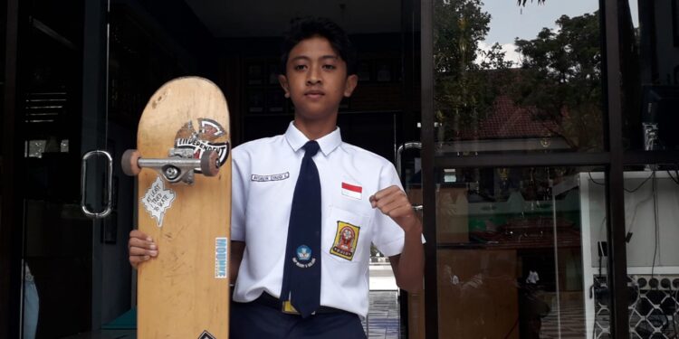 Atlet skateboard muda asal Kota Malang, Avdavin Syauqi Endiananta (M Sholeh)