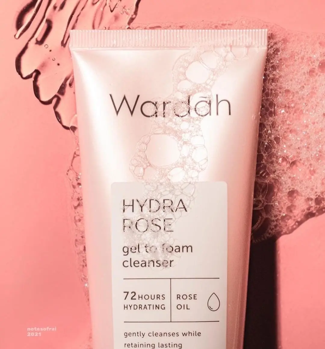 Wardah Hydra Rose Gel to Foam.