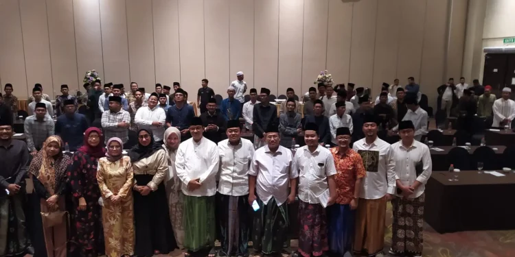 Barisan Kiai atau Gawagis Muda se-Jatim membulatkan dukungan terhadap pasangan AMIN (Anies - Imin).