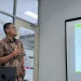 Alan Januar Ahmed selaku Regional Manager SME Bank Muamalat Malang saat memberi pemaparan kepada mahasiswa D-III Perbankan dan Keuangan Vokasi UMM.