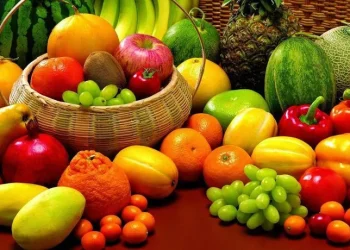 Ilustrasi buah-buahan segar.