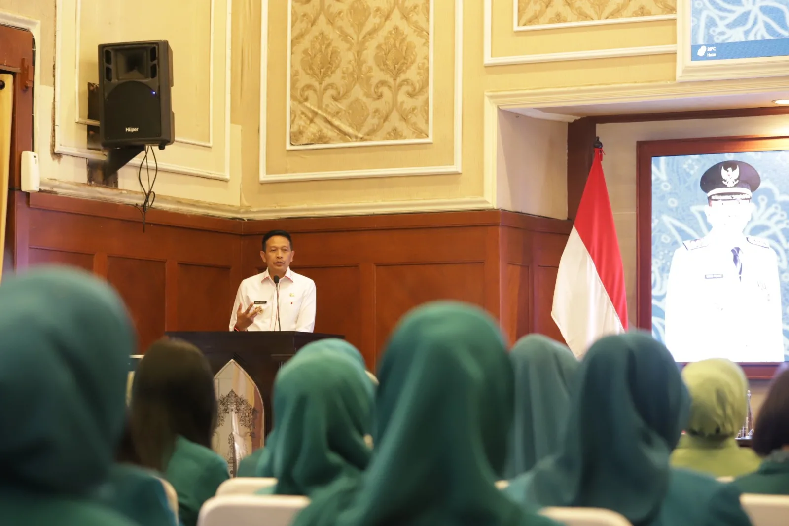 Pj Wali Kota Malang dalam Rakor Evaluasi 10 Program Pokok TP PKK Kota Malang.