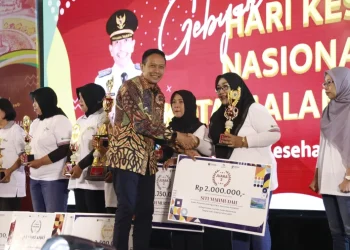 Gebyar hari kesehatan nasional berlangsung semarak dipimpin Pj Wali Kota Malang.