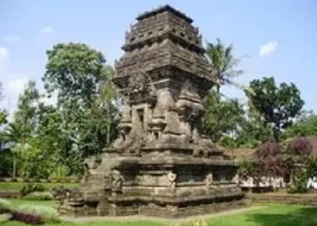 Candi Kidal, sebagai simbol penghormatan pada Raja Singosari yaitu Wishnuwardhana.