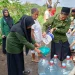 Bantuan air bersih dari PC ISNU Kabupaten Malang untuk warga.