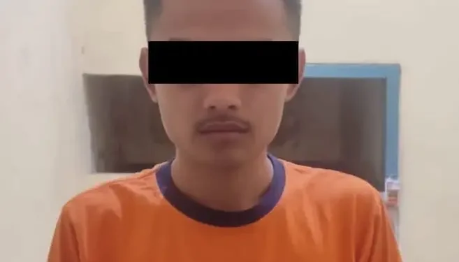 Tersangka pencurian emas kini ditahan di Polsek Tirtoyudo.