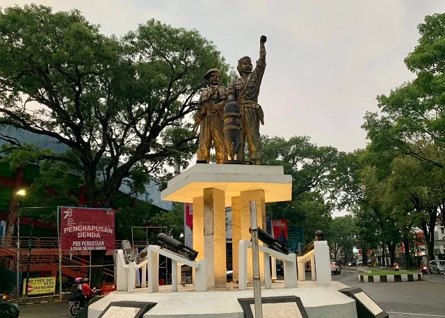 Monumen T.G.P Tentara Genie Pelajar Malang.