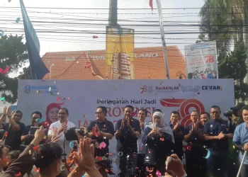 Gubernur Jatim, Khofifah Indar Parawansa dalam peringatan Pemprov Jatim di Bakorwil III Malang.
