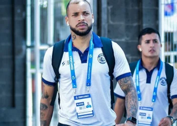 Striker Arema FC, Gustavo Almeida yang menyandang gelar topskor sementara BRI Liga 1 dipinjamkan ke Persija Jakarta.