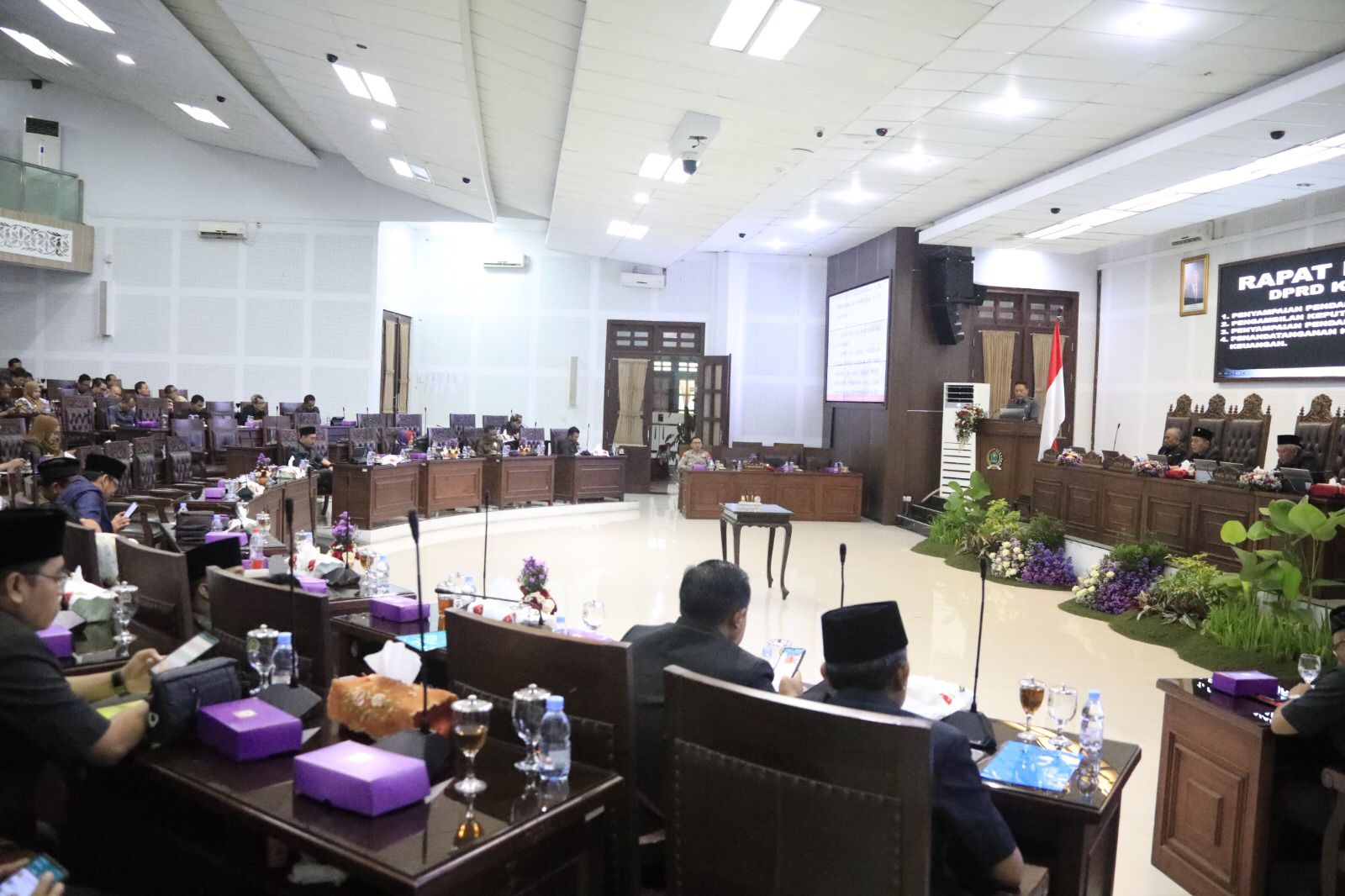 Kesepakatan Pj Wali Kota Malang bersama DPRD Kota Malang dalam rapat Paripurna