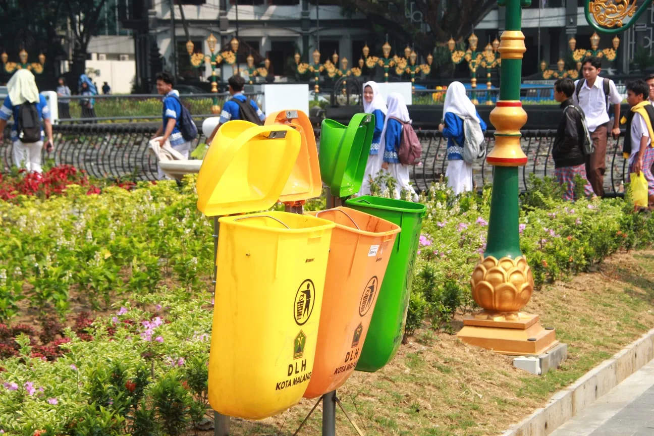 Alun alun tugu