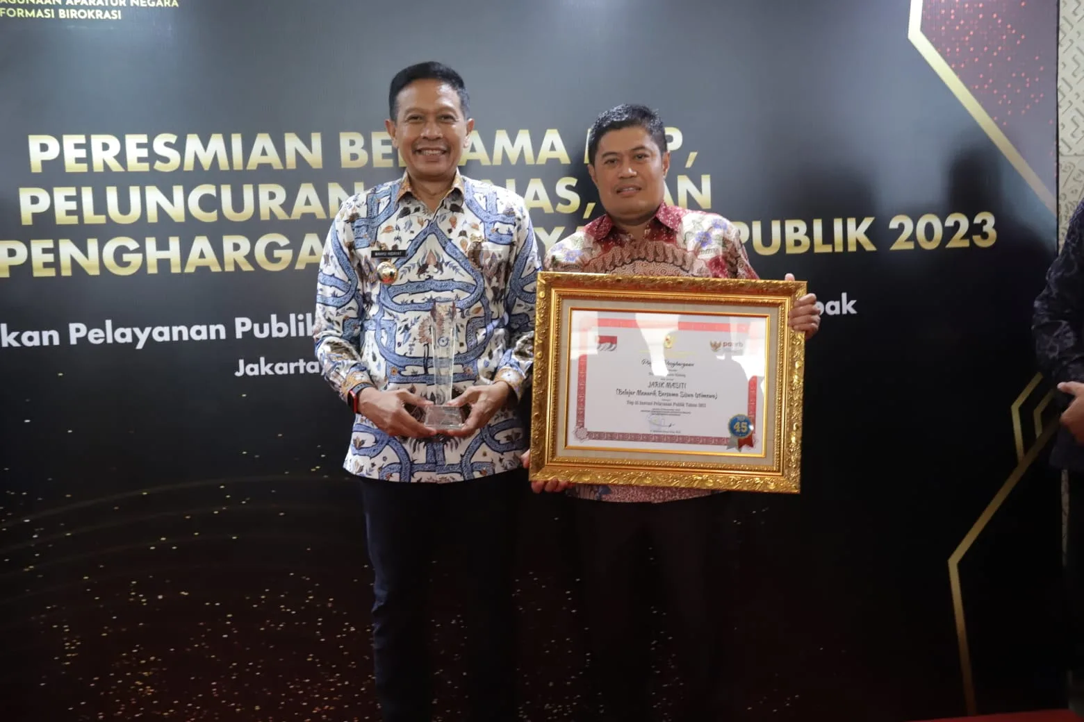 Pj Wali Kota Malang bersama Kadisdikbud