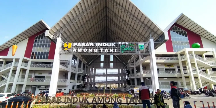 pasar induk among tani