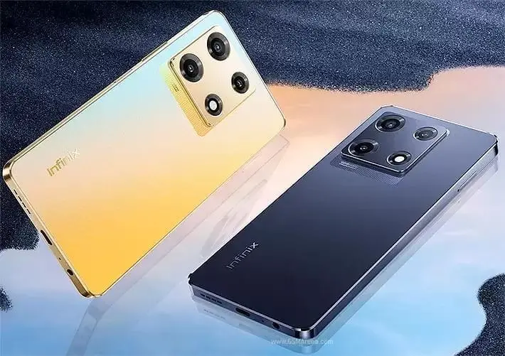 Potret HP Infinix Note 30 Pro.