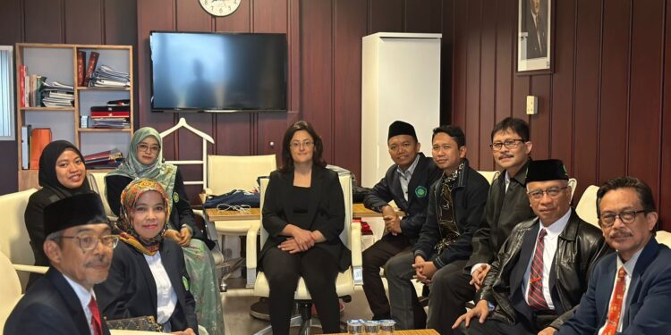 Diskui Rektor UIN Malang bersama jajaran OMU Turki bahas keberlanjutan program student exchange.