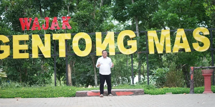 H. Puguh Wiji Pamungkas berada di Desa Wisata Bumdes Desa Sukolilo Napel Kec Wajak Kab Malang.