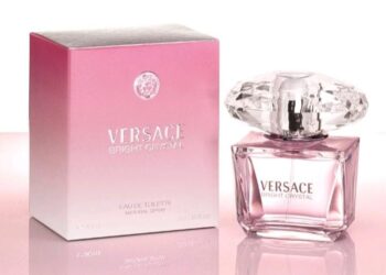Potret parfum Versace bright crystal absolu woman.