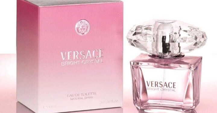 Potret parfum Versace bright crystal absolu woman.