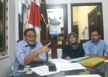 Ibu di Kota Malang melalui kuasa hukumnya, Sumardhan menuntut hak asuh anaknya.