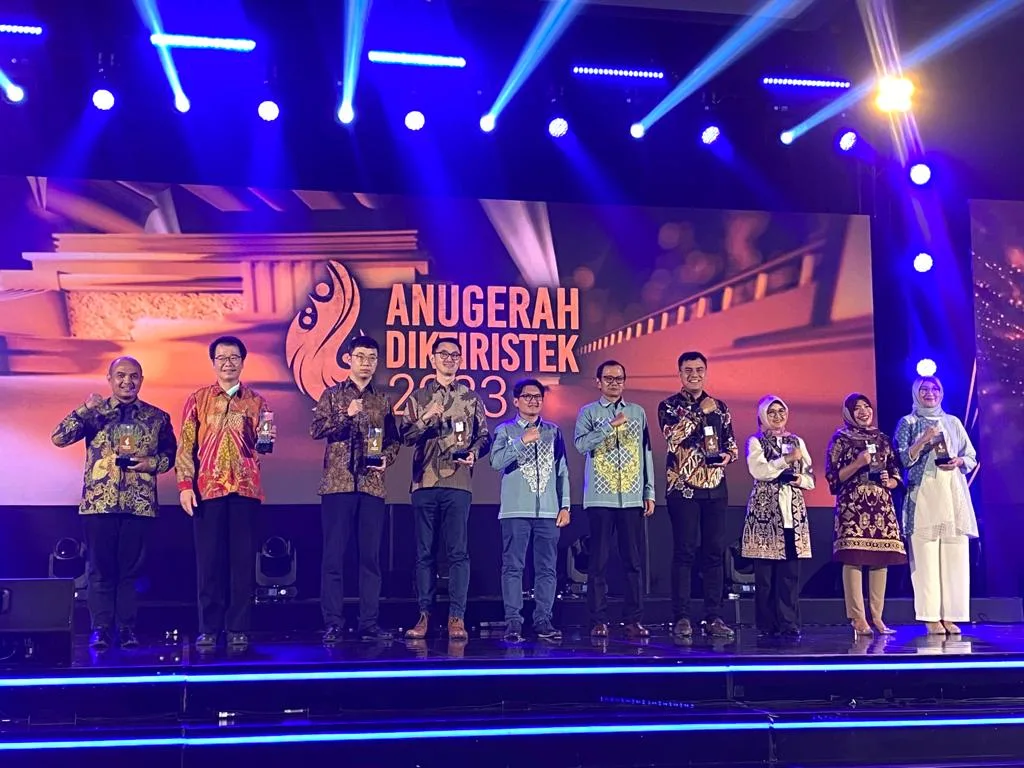 Paragon raih anugerah diktiristek.