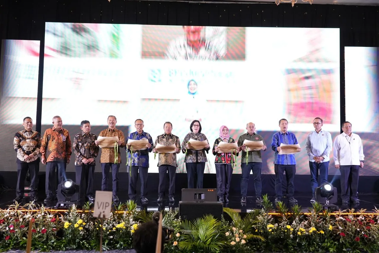 Sederet tokoh inspiratif yang terima penghargaan dari BPJS Kesehatan.