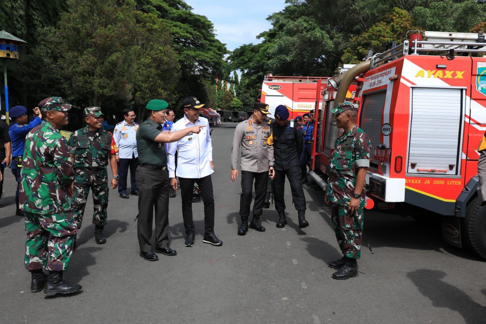 Pj Wali Kota Malang tinjau pengamanan jelang kunjungan Presiden RI. 