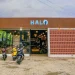 Suasana Halo cafe di siang hari.