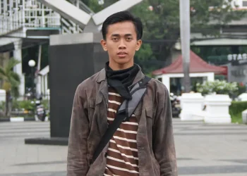 Akhmad Mustaqim.