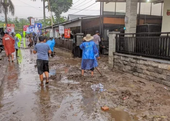 alih fungsi hutan berakibat banjir lumpur