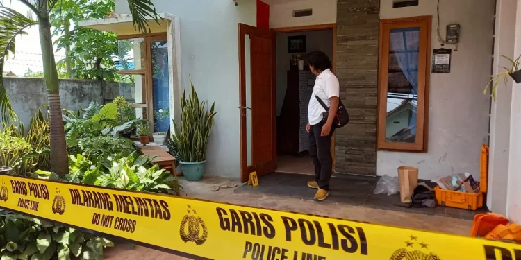 anggota keluarga tewas
